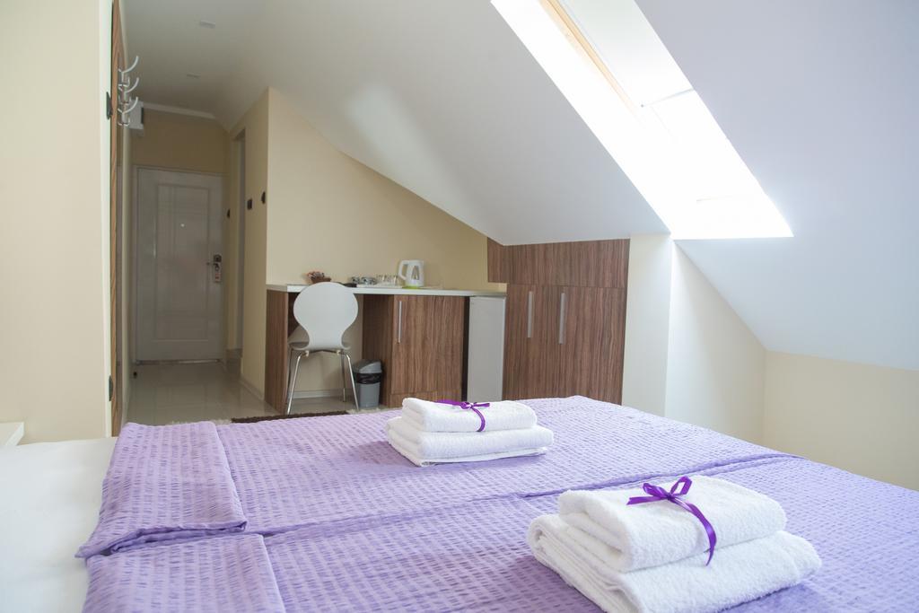 Nis City Center Guest House Rom bilde